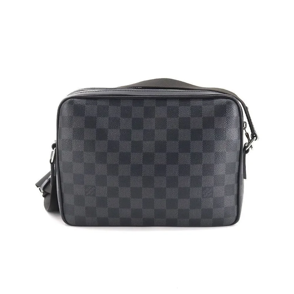 Louis Vuitton Damier Graphite Trocadero Messenger PM Shoulder Bag Black